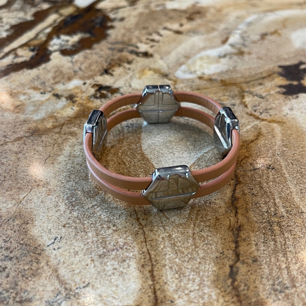 Tory Burch leather bracelet, NWOT!